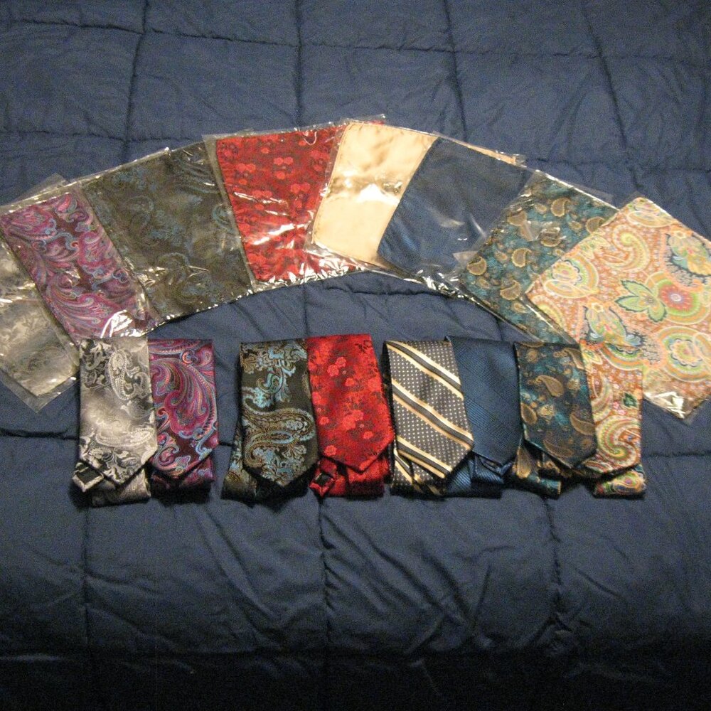 "Twenty Dollar Tie" Extra-Long Men's Tie with Pocket Square and Cuff Links